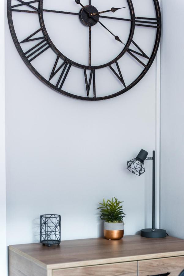 City Centre Stylish Apartment With Free Parking EDI Exterior foto