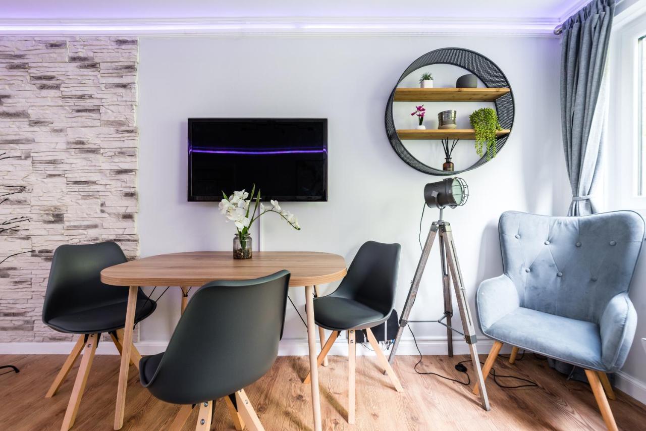 City Centre Stylish Apartment With Free Parking EDI Exterior foto