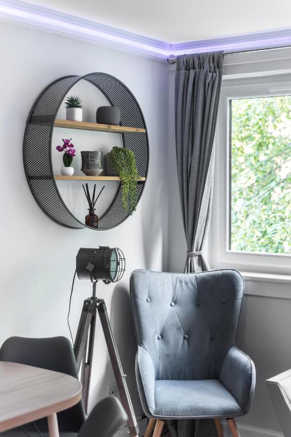 City Centre Stylish Apartment With Free Parking EDI Exterior foto
